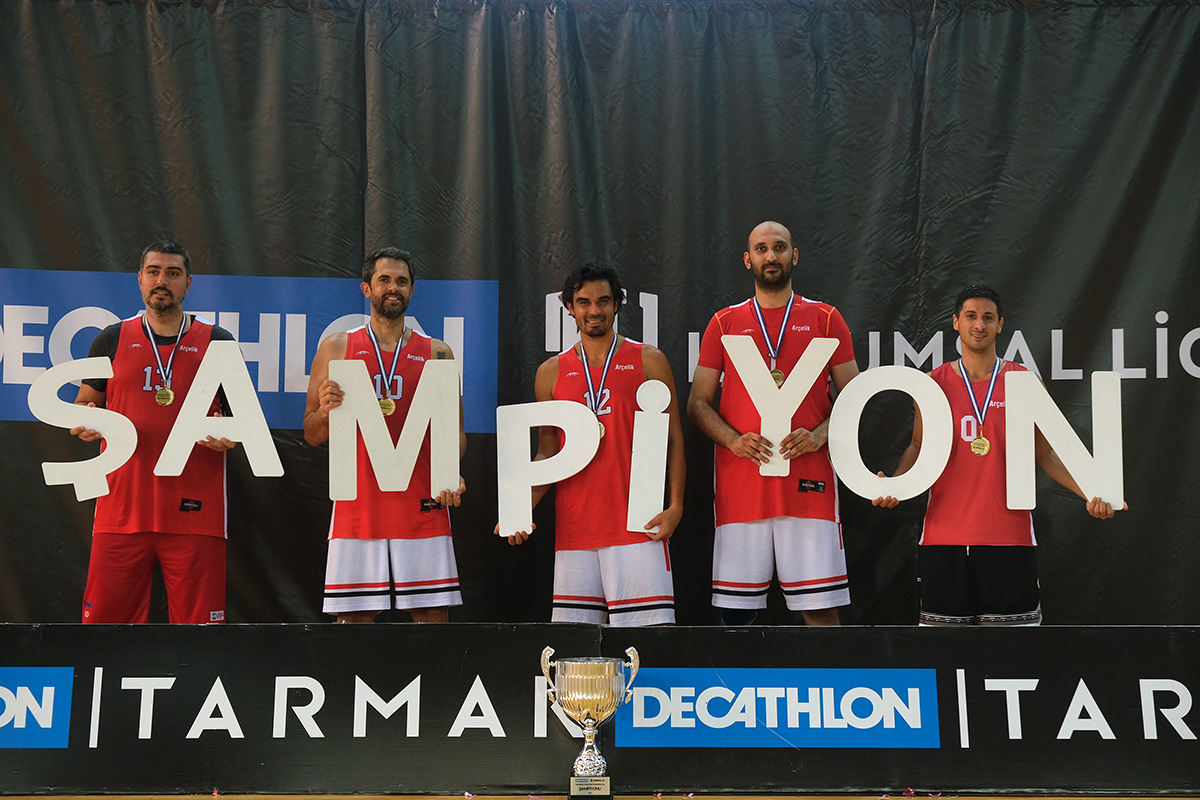 Şampiyon Arçelik Three-Peat'i Tamamladı