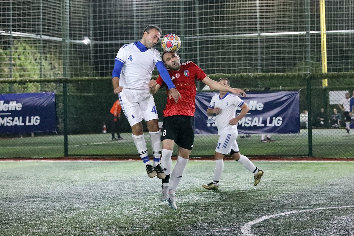 Türkiye İş Bankası Çeyrek Final Biletini Aldı